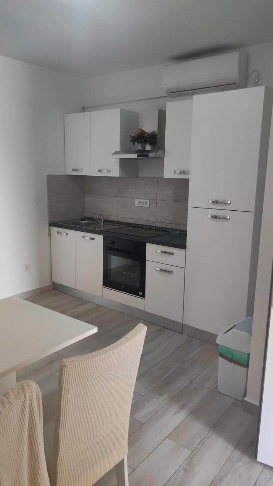 Gordana Apartmani Любач Екстер'єр фото