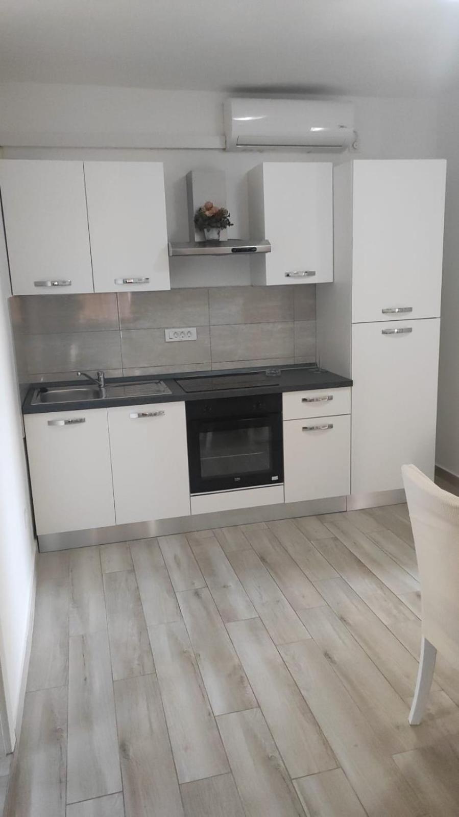 Gordana Apartmani Любач Екстер'єр фото