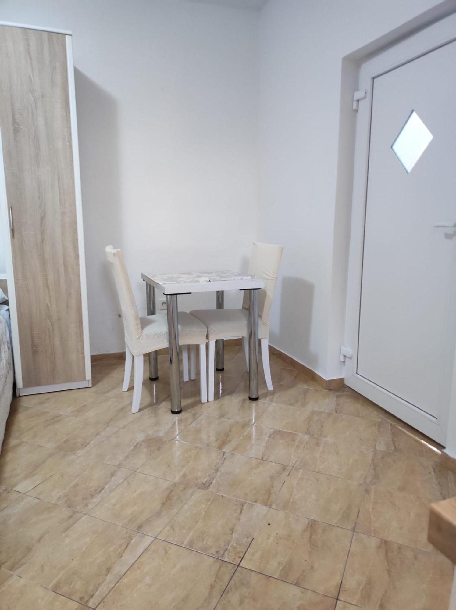 Gordana Apartmani Любач Екстер'єр фото
